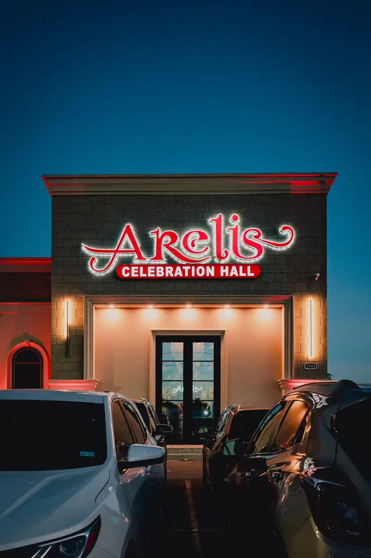 First dance in black and white at Arelis Celebration Hall