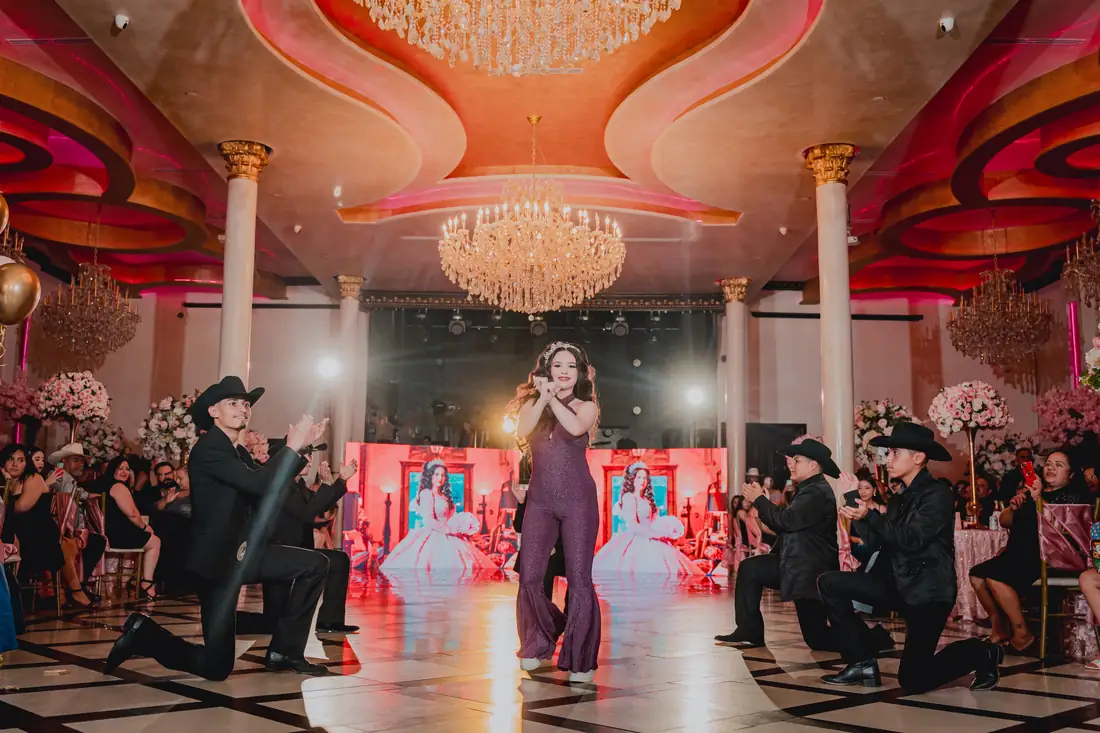 Aylee's boutique-themed entrance at Arelis Celebration Hall quinceañera